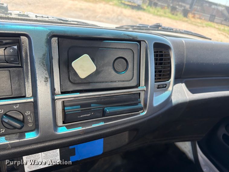 image for item FM7597 2015 Hino 338 vacuum truck