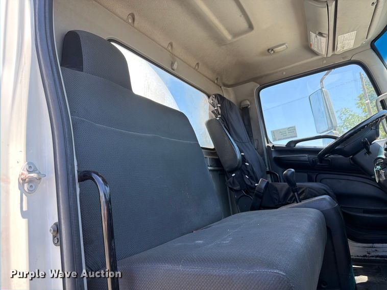 image for item FM7597 2015 Hino 338 vacuum truck