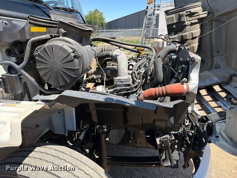 image for item FM7597 2015 Hino 338 vacuum truck