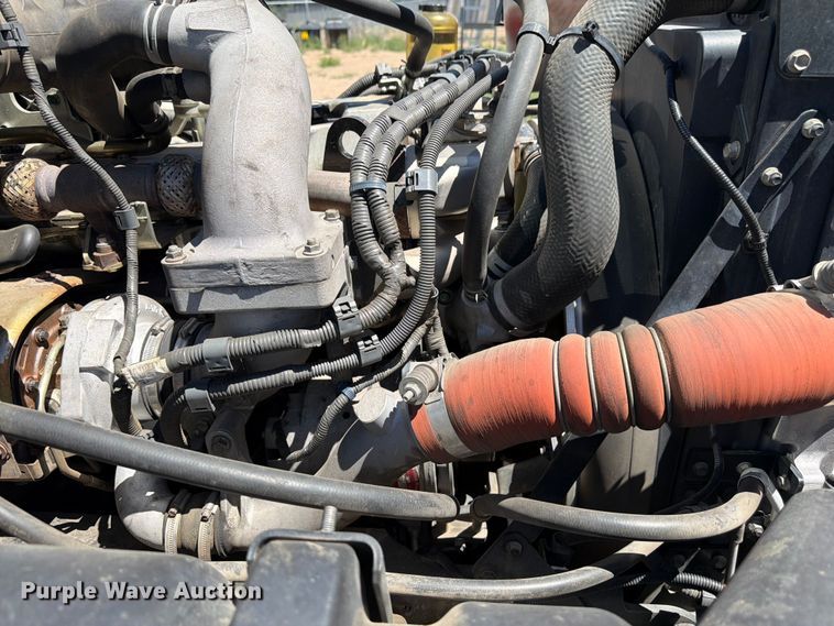 image for item FM7597 2015 Hino 338 vacuum truck