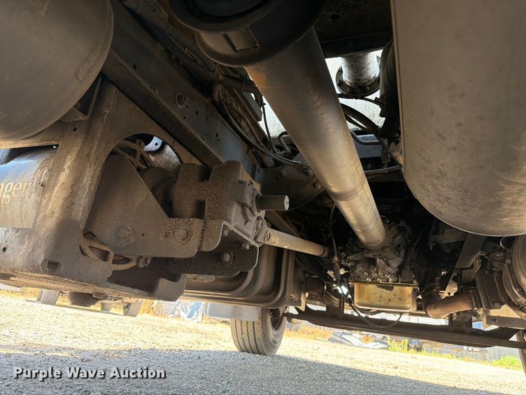 image for item FM7597 2015 Hino 338 vacuum truck