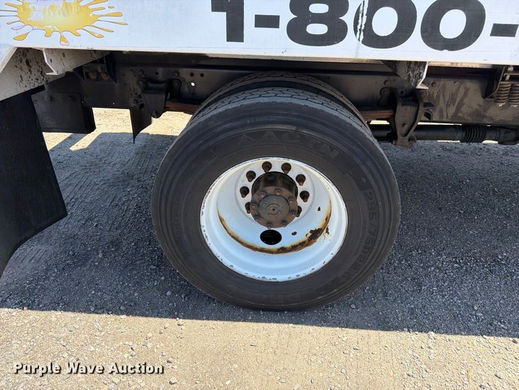 image for item FM7597 2015 Hino 338 vacuum truck
