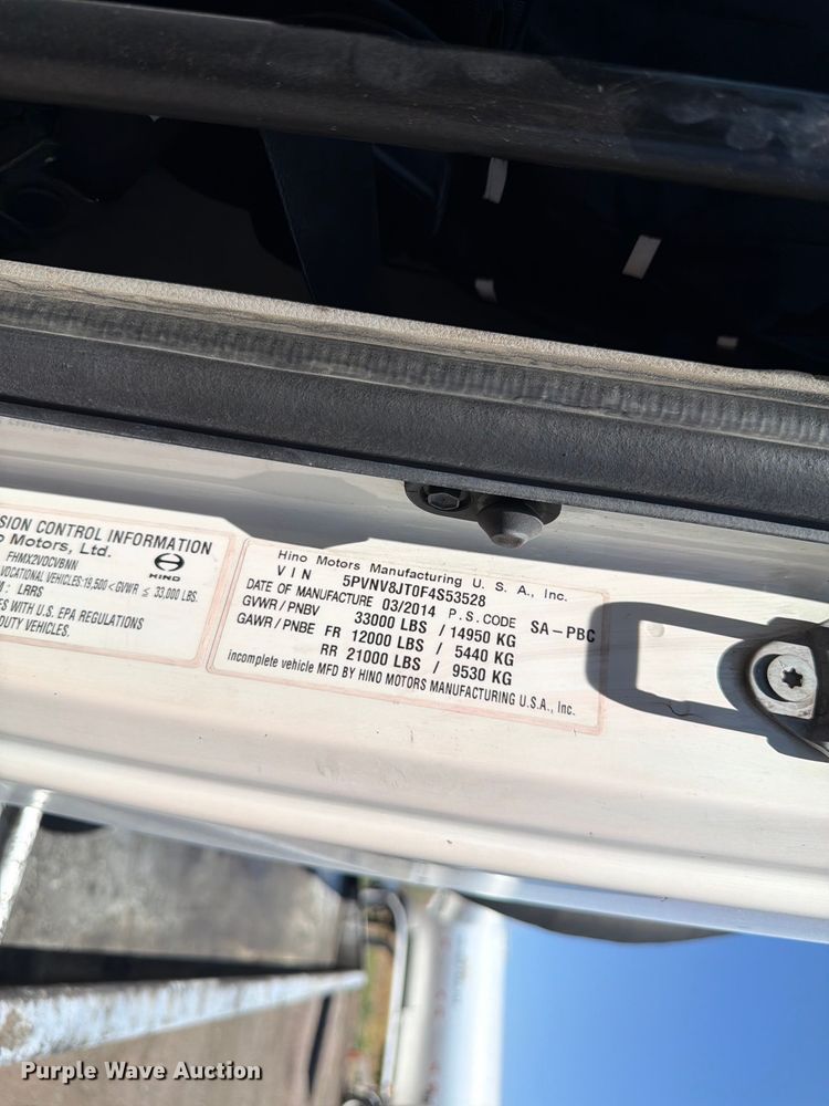 image for item FM7597 2015 Hino 338 vacuum truck