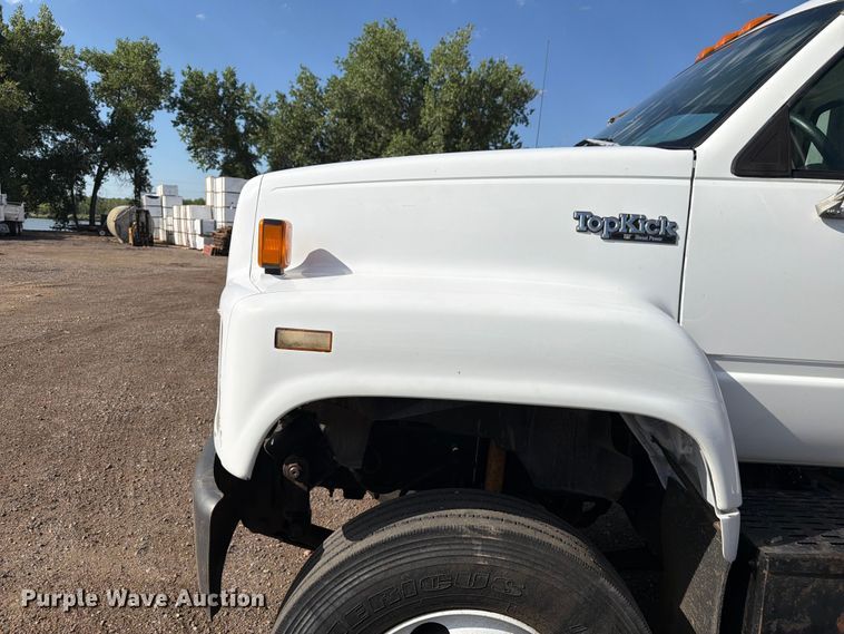 image for item FM7605 1995 GMC TopKick refuse truck