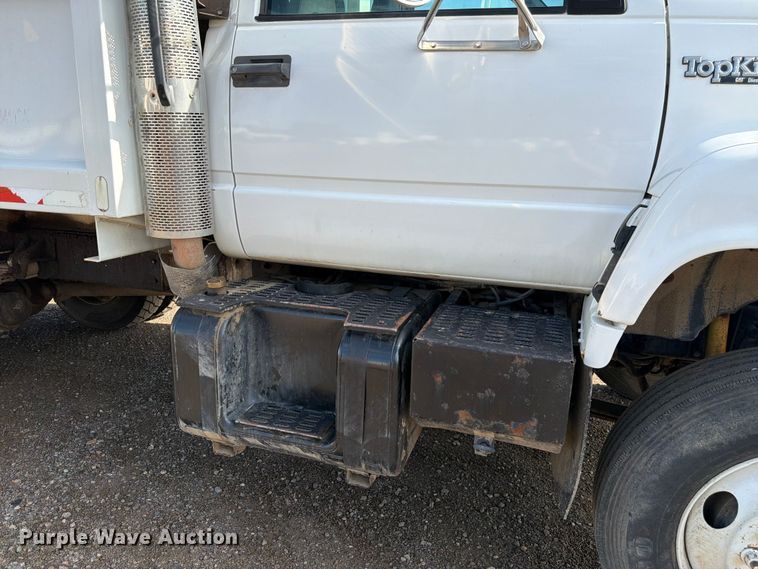 image for item FM7605 1995 GMC TopKick refuse truck