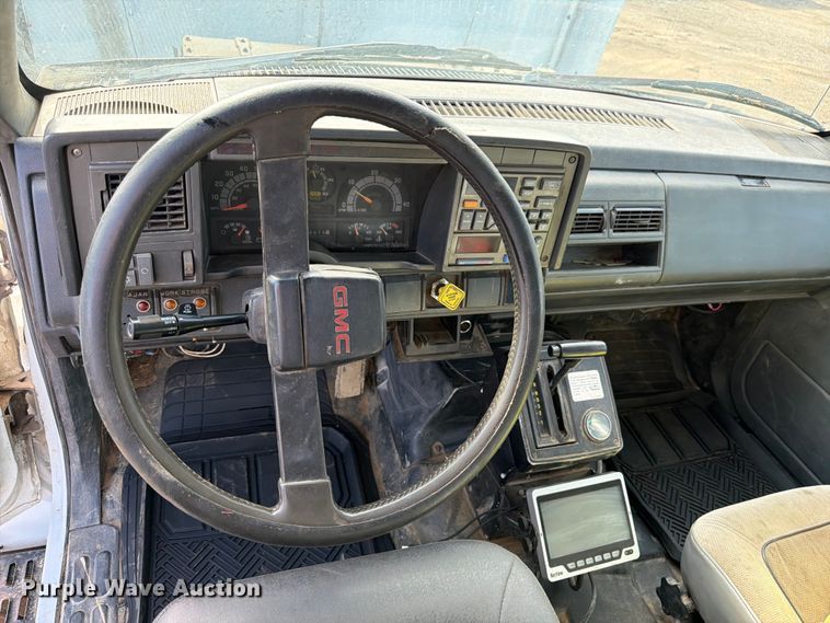 image for item FM7605 1995 GMC TopKick refuse truck
