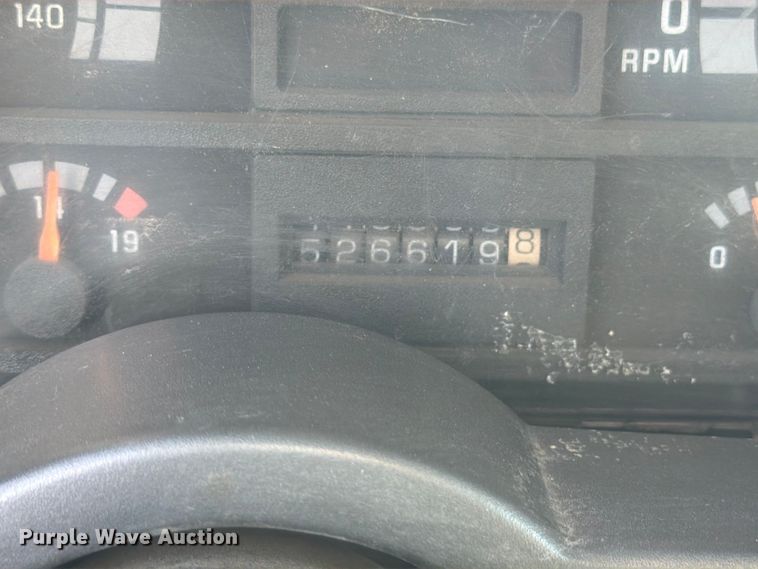 image for item FM7605 1995 GMC TopKick refuse truck