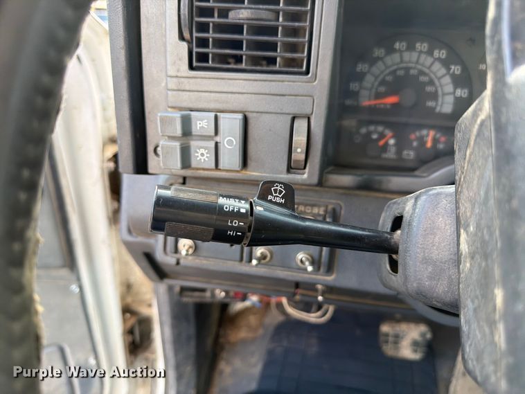 image for item FM7605 1995 GMC TopKick refuse truck