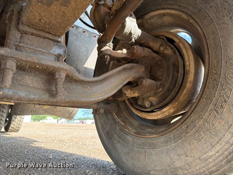 image for item FM7605 1995 GMC TopKick refuse truck