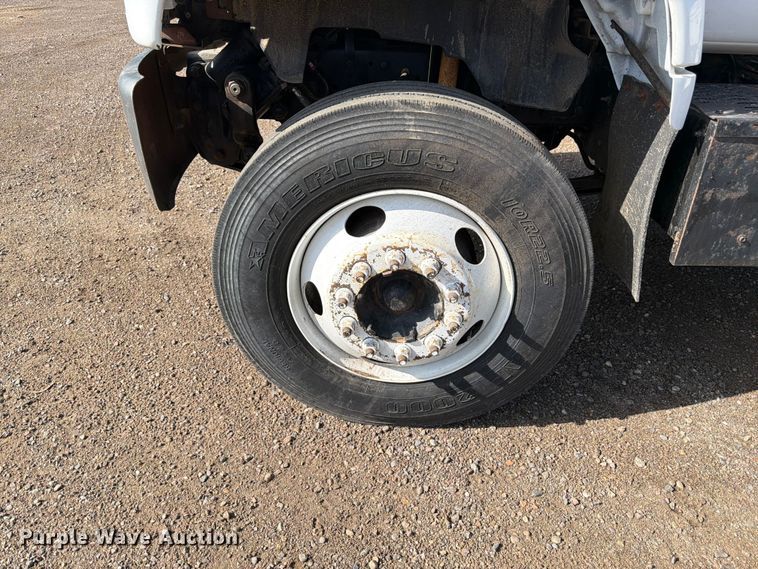 image for item FM7605 1995 GMC TopKick refuse truck