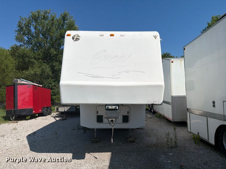 image for item FN2503 2002 Excel camper