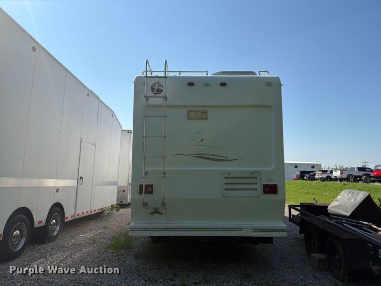 image for item FN2503 2002 Excel camper
