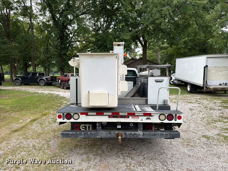 image for item FN2509 2016 Ford F450 Super Duty bucket truck