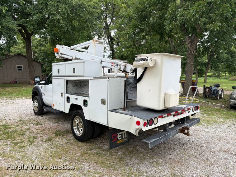 image for item FN2509 2016 Ford F450 Super Duty bucket truck