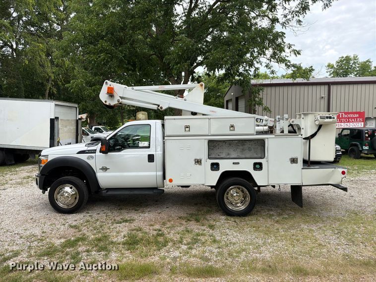image for item FN2509 2016 Ford F450 Super Duty bucket truck