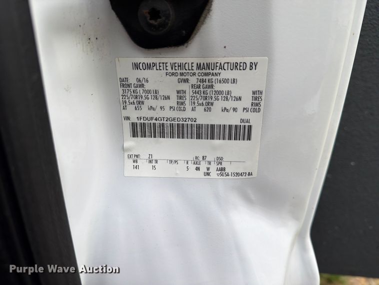 image for item FN2509 2016 Ford F450 Super Duty bucket truck