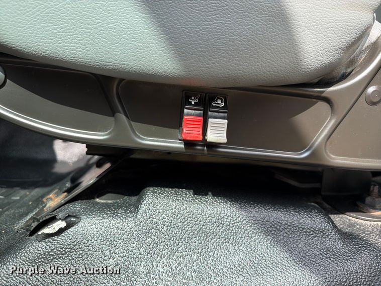 image for item FN2510 2018 Ford F650 Super Duty box truck