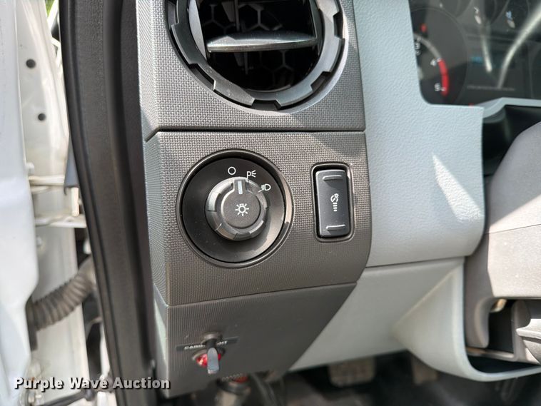 image for item FN2510 2018 Ford F650 Super Duty box truck