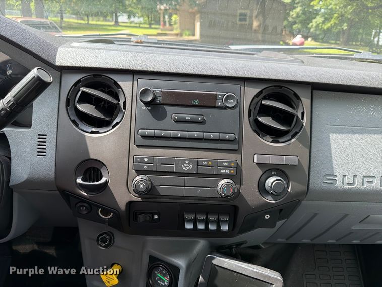 image for item FN2510 2018 Ford F650 Super Duty box truck