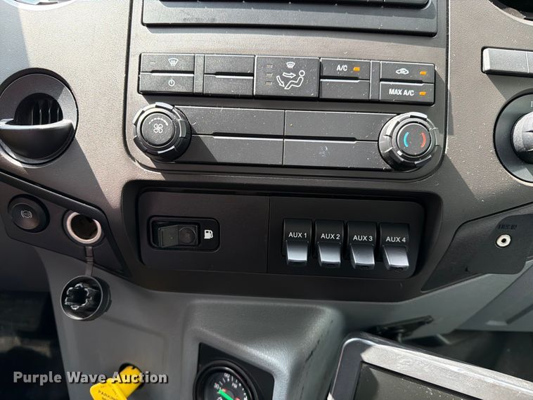 image for item FN2510 2018 Ford F650 Super Duty box truck