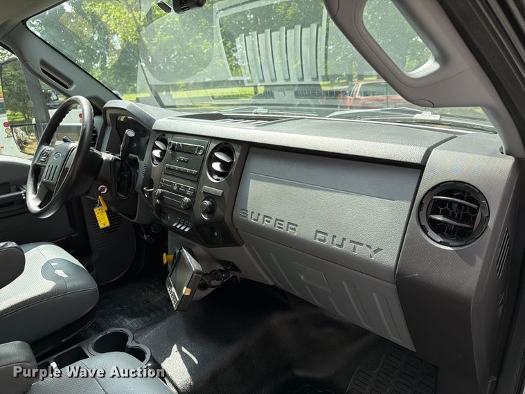 image for item FN2510 2018 Ford F650 Super Duty box truck