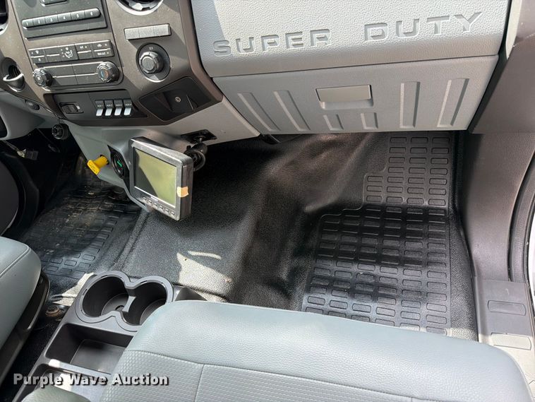 image for item FN2510 2018 Ford F650 Super Duty box truck
