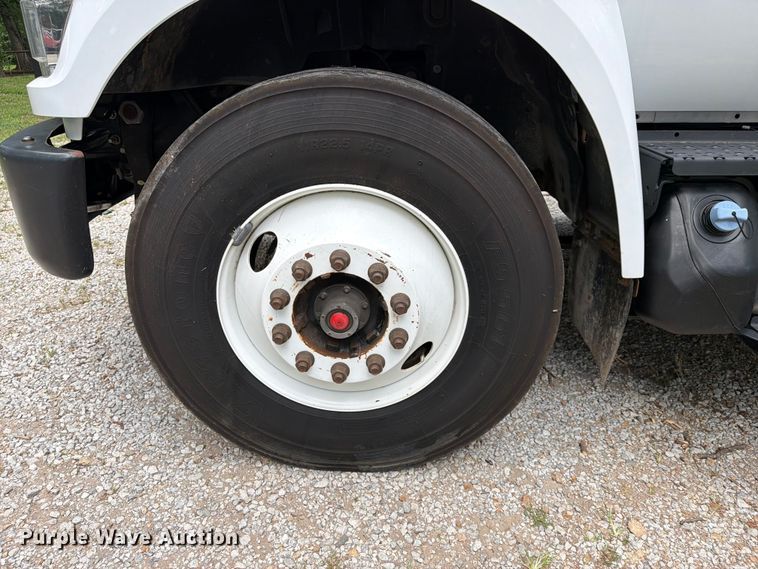 image for item FN2510 2018 Ford F650 Super Duty box truck