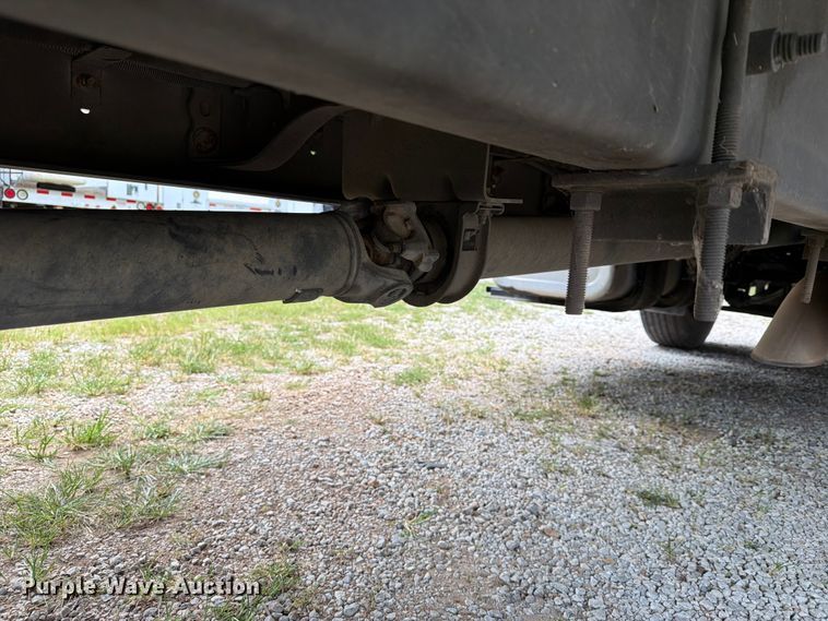 image for item FN2510 2018 Ford F650 Super Duty box truck