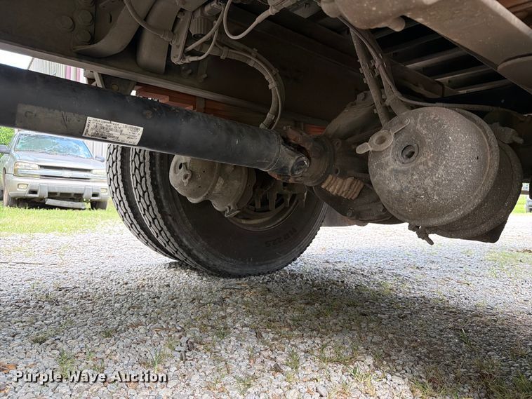 image for item FN2510 2018 Ford F650 Super Duty box truck