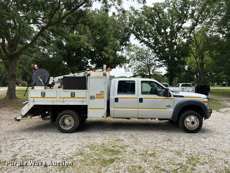 image for item FN2511 2015 Ford F550 Super Duty Crew Cab utility / service truck