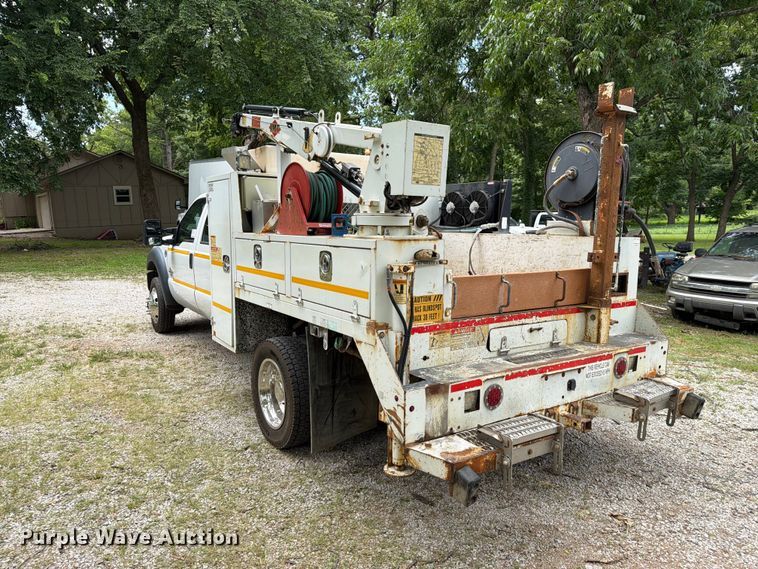 image for item FN2511 2015 Ford F550 Super Duty Crew Cab utility / service truck