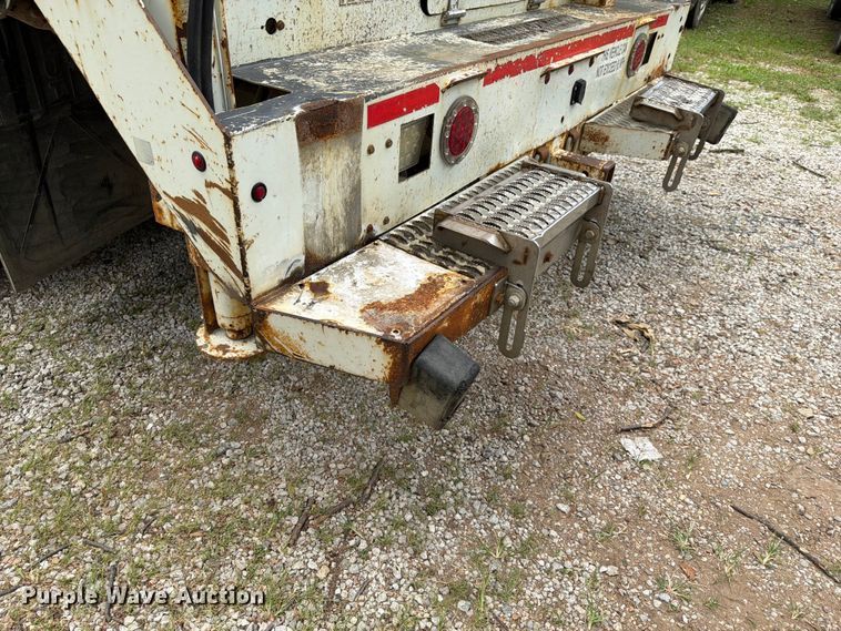 image for item FN2511 2015 Ford F550 Super Duty Crew Cab utility / service truck