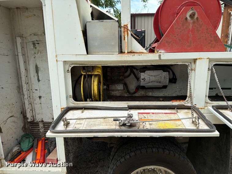 image for item FN2511 2015 Ford F550 Super Duty Crew Cab utility / service truck