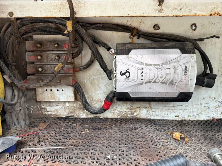 image for item FN2511 2015 Ford F550 Super Duty Crew Cab utility / service truck