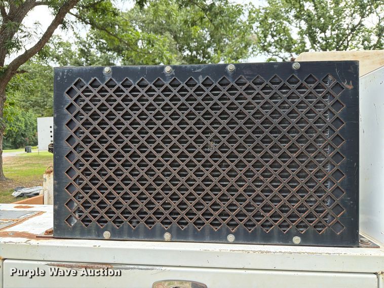 image for item FN2511 2015 Ford F550 Super Duty Crew Cab utility / service truck