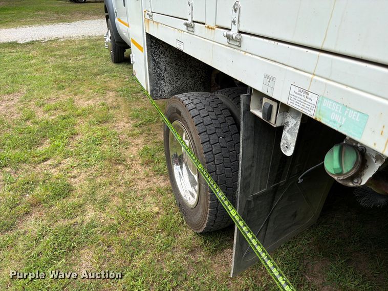 image for item FN2511 2015 Ford F550 Super Duty Crew Cab utility / service truck
