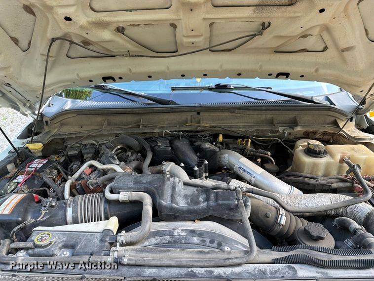image for item FN2511 2015 Ford F550 Super Duty Crew Cab utility / service truck