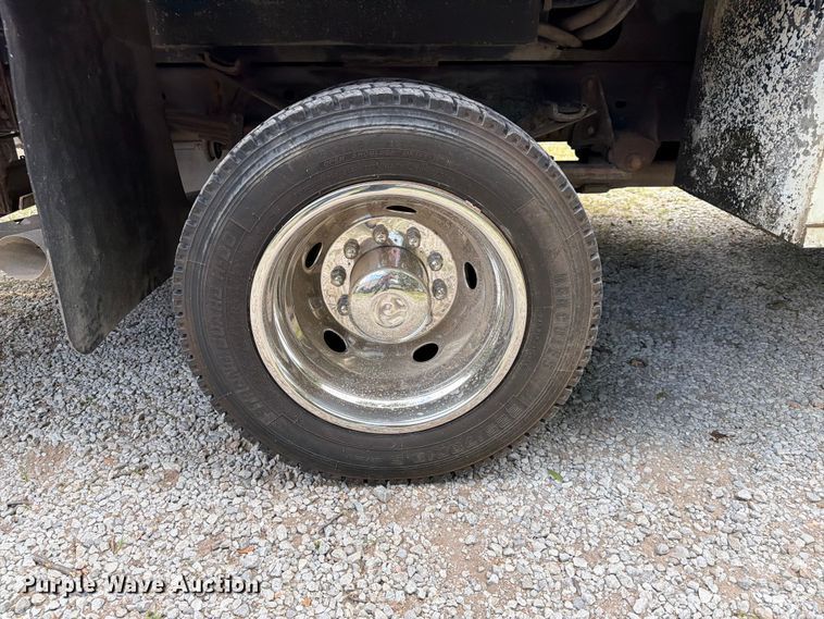 image for item FN2511 2015 Ford F550 Super Duty Crew Cab utility / service truck