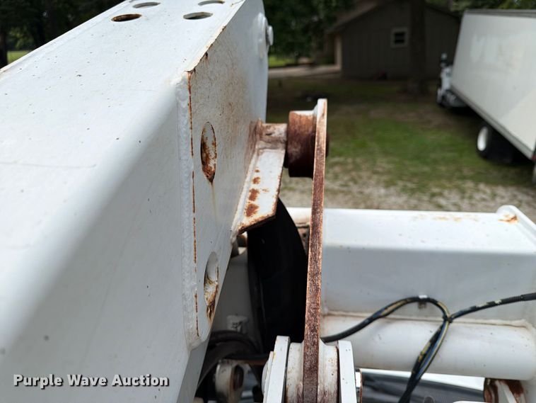 image for item FN2512 2014 Ford F550 Super Duty bucket truck