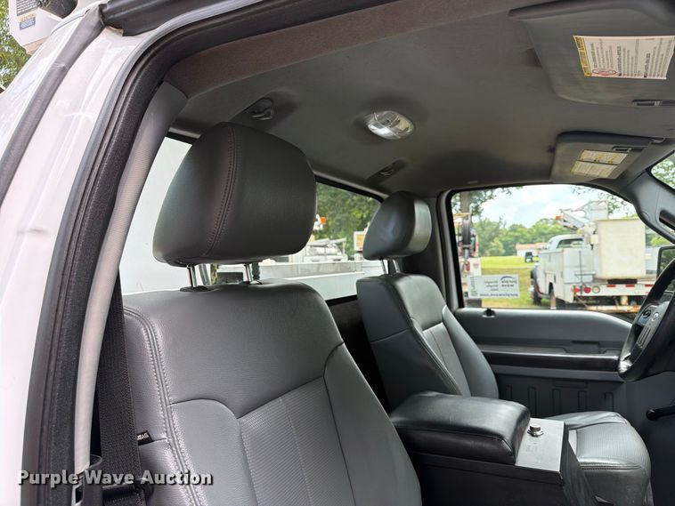 image for item FN2512 2014 Ford F550 Super Duty bucket truck