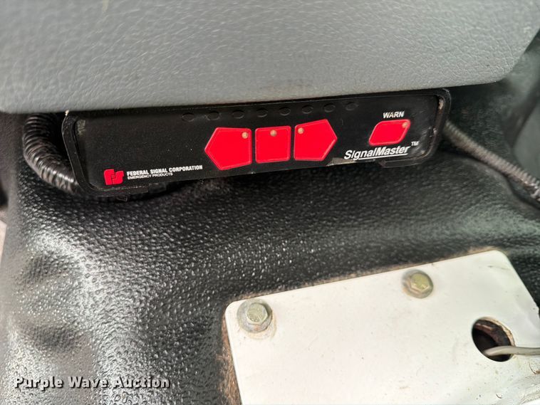 image for item FN2512 2014 Ford F550 Super Duty bucket truck