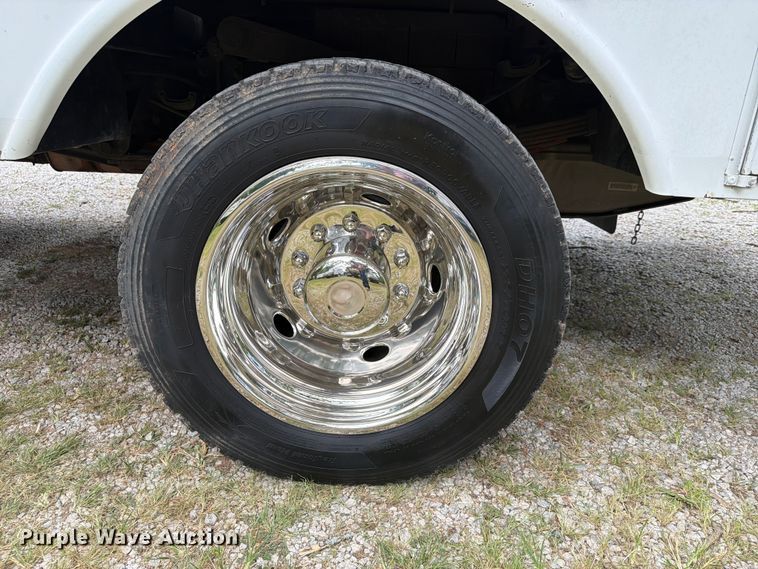 image for item FN2512 2014 Ford F550 Super Duty bucket truck