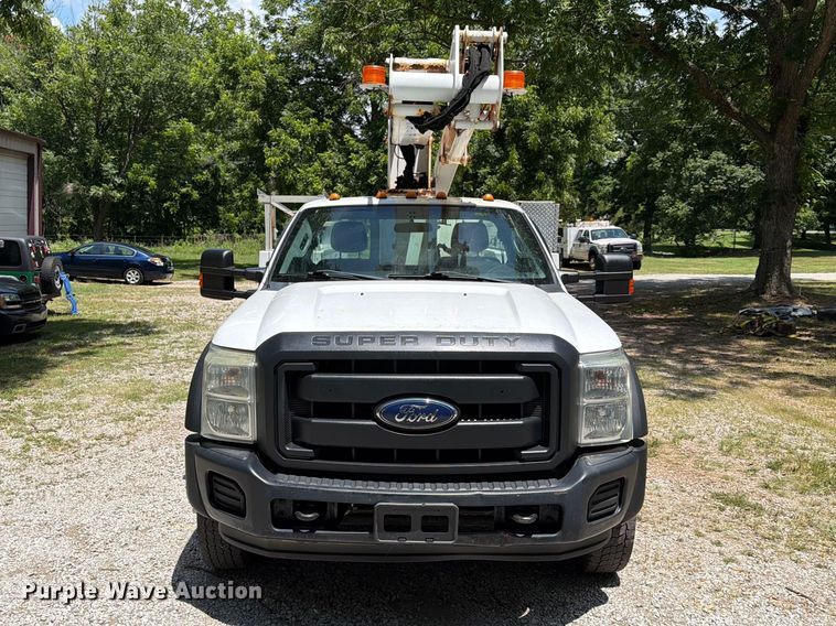 image for item FN2513 2015 Ford F450 Super Duty bucket truck