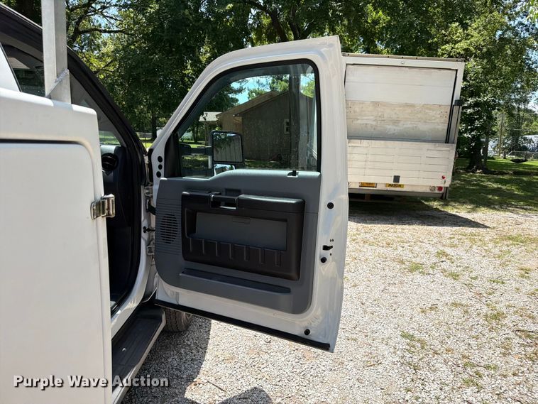 image for item FN2513 2015 Ford F450 Super Duty bucket truck