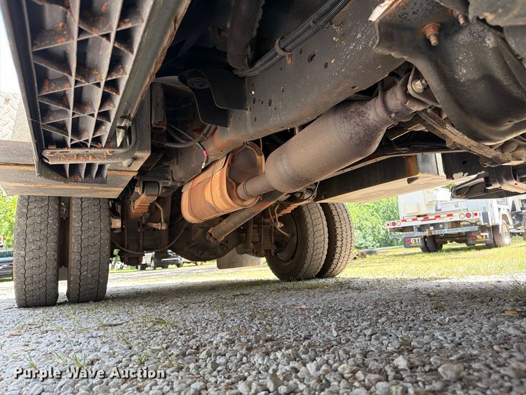image for item FN2513 2015 Ford F450 Super Duty bucket truck