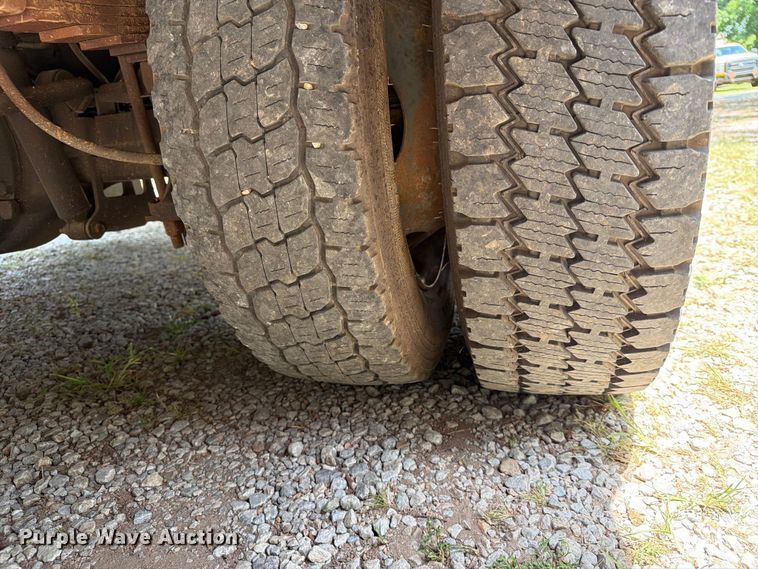 image for item FN2513 2015 Ford F450 Super Duty bucket truck