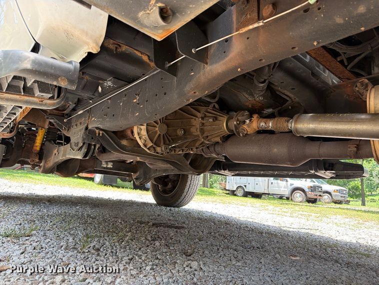 image for item FN2513 2015 Ford F450 Super Duty bucket truck