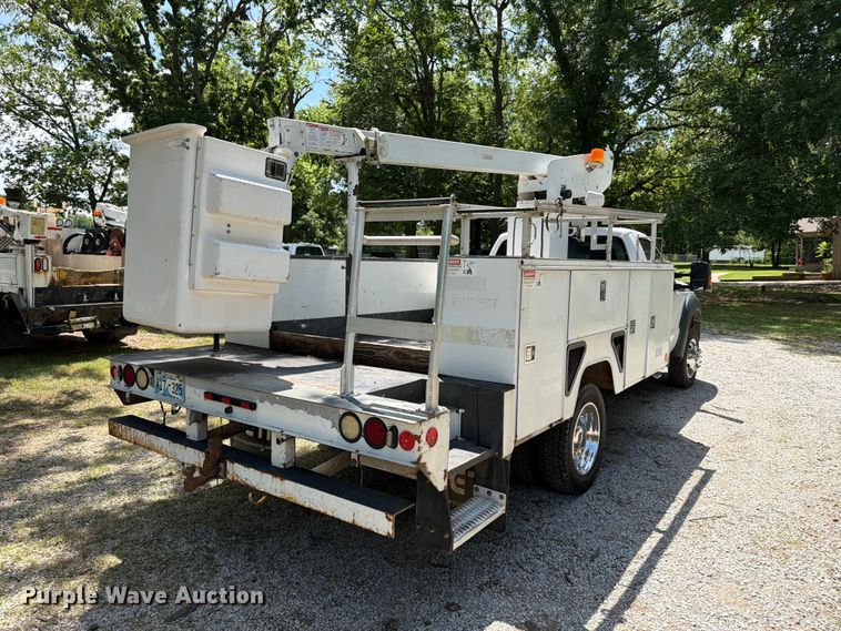 image for item FN2514 2015 Ford F450 Super Duty bucket truck