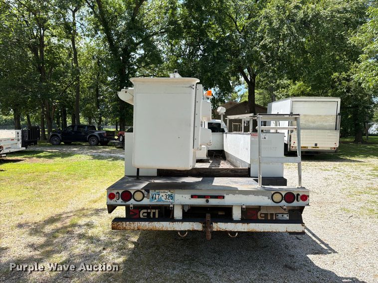 image for item FN2514 2015 Ford F450 Super Duty bucket truck