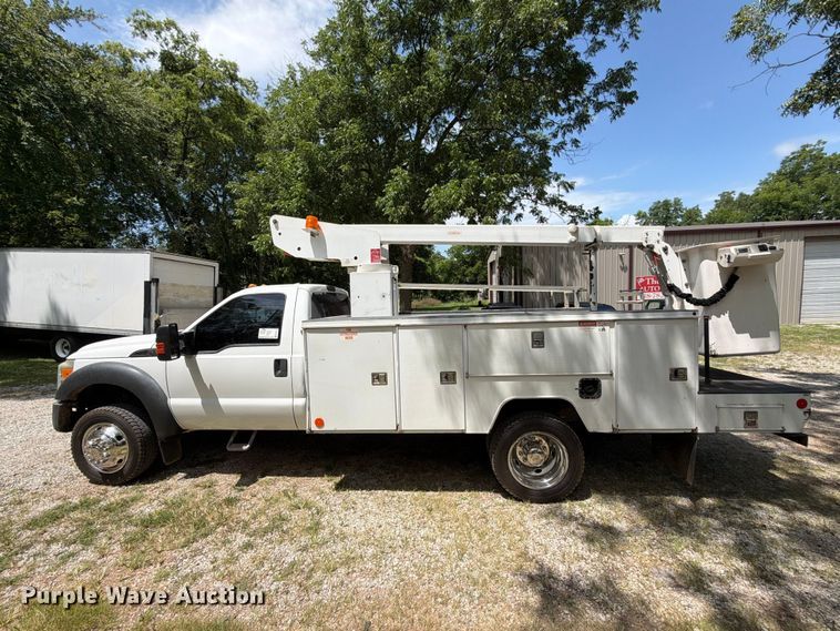 image for item FN2514 2015 Ford F450 Super Duty bucket truck